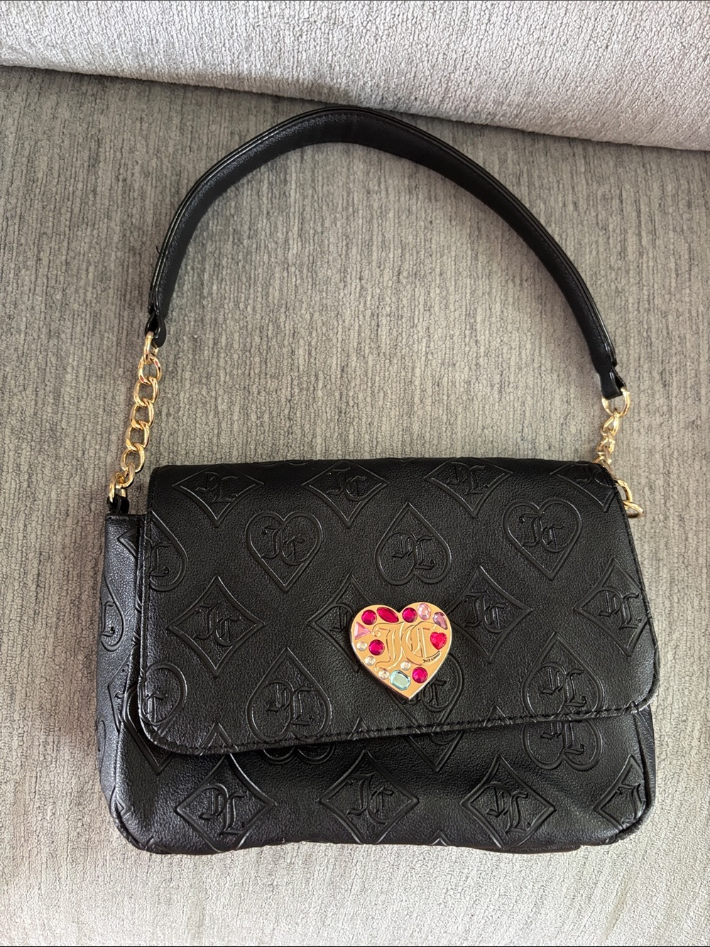 Black Embossed Heart-Clasp Shoulder Bag with Gold Chain